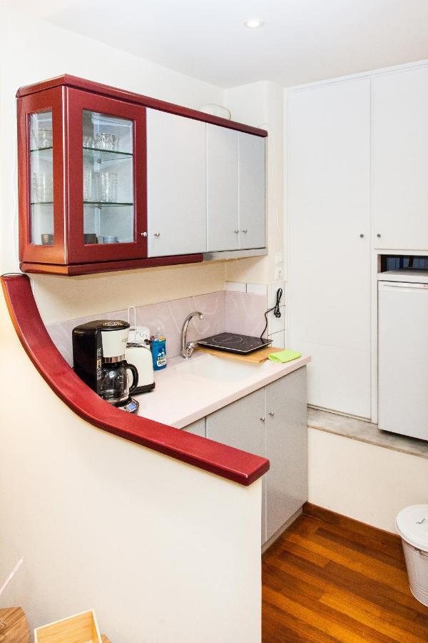 דירות Centrally Located Studio In Athens! מראה חיצוני תמונה